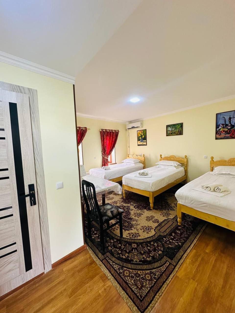 Parivash Guest House Bukhara Esterno foto